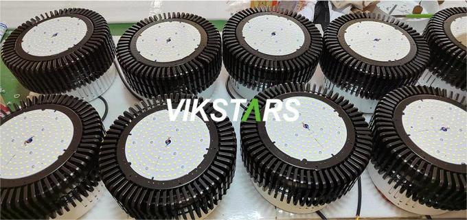 100W 150W 200W 250W Aluminium Fin LED High Bay Lampu Untuk Pencahayaan Komersial Dengan Reflektor 12