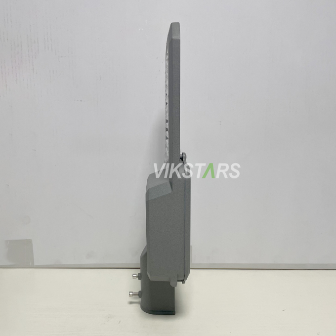 500W 600W 800W Lampu Proyek Berkualitas Tinggi Pencahayaan Jalan Surya Untuk Yard Villas Village 4