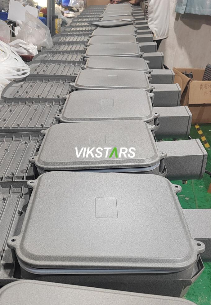 500W 600W 800W Lampu Proyek Berkualitas Tinggi Pencahayaan Jalan Surya Untuk Yard Villas Village 23