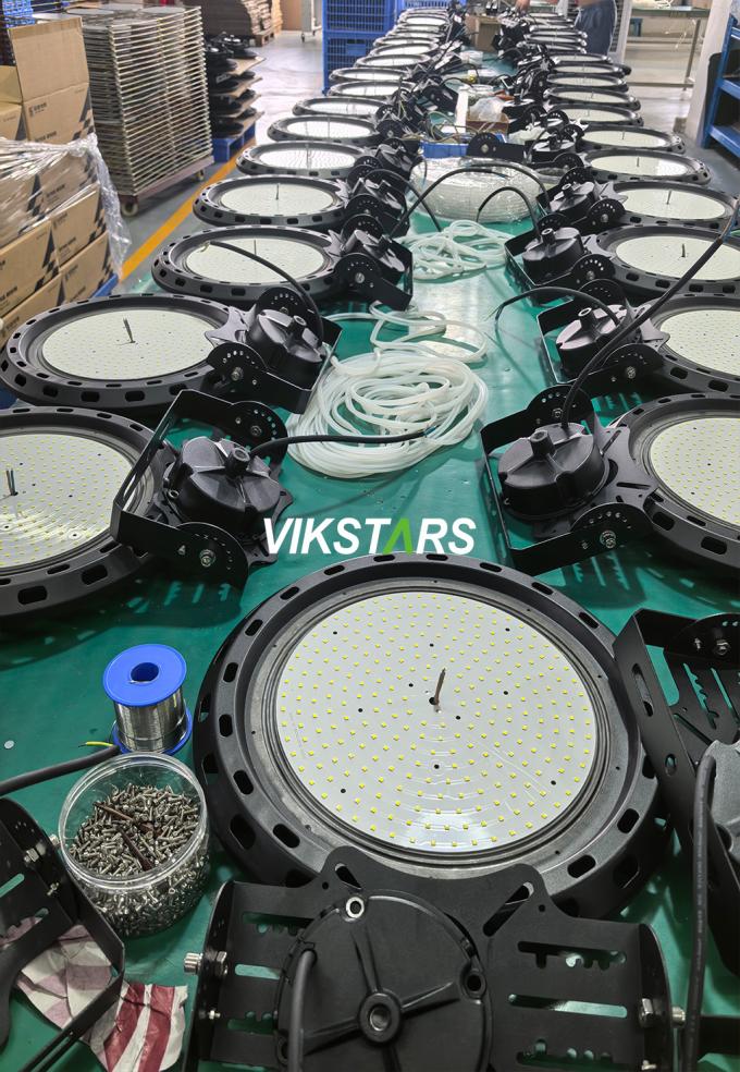 150lm/w UFO High Bay Lights Dengan Die-casting Aluminium Housing 5 Tahun Garansi EMC LED 13