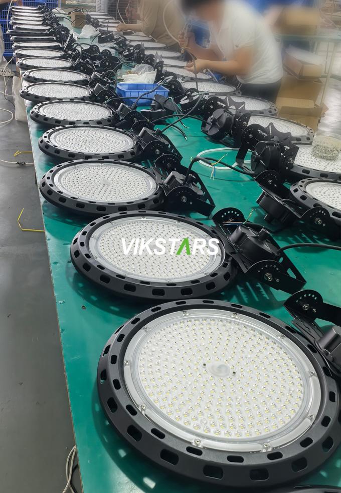150lm/w UFO High Bay Lights Dengan Die-casting Aluminium Housing 5 Tahun Garansi EMC LED 14
