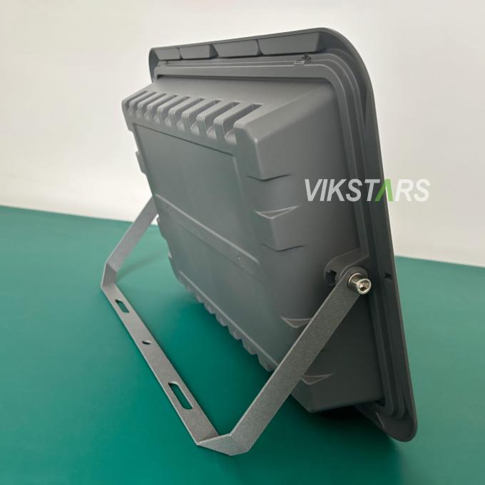 Lampu Taman Surya Terbaru 100W 200W 300W 400W Lampu Luar Ruangan Surya untuk Penerangan Halaman Lampu Sorot Surya 6