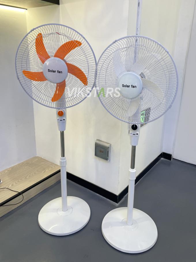 Kipas Berdiri Tenaga Surya 16 inci Bertenaga Energi Surya Untuk Penggunaan Berkemah di Rumah 9