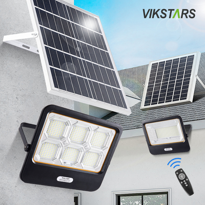 Beli 100W 200W 300W 600W Solar Flood Lights For Yard Garden With Good Price 2 Years Warranty pembuatan online