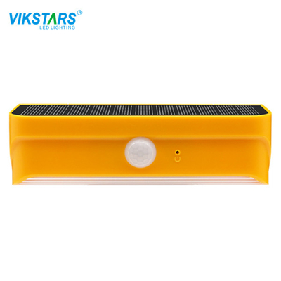 1W 2W Exterior Solar Lights IP65 Waterproof 120 ° Sensing Angle Untuk Pencahayaan Halaman