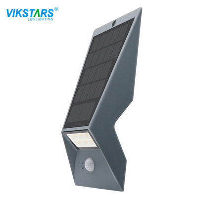 Lampu Jalur Surya Modern Jarak Penginderaan 8m Tahan Air Untuk Penerangan Taman